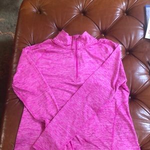 Athletic long sleeve